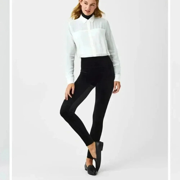 NWT Spanx Velvet Leggings size Small - Picture 1 of 11